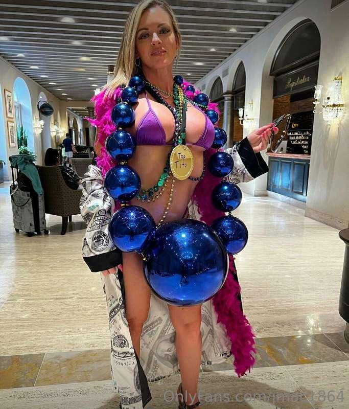 🚨❌ Ready to drain your balls with @sweetvickie? Her VIP page..