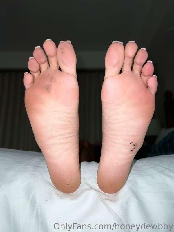My feet a rarely dirty but when they are I always have a goo..