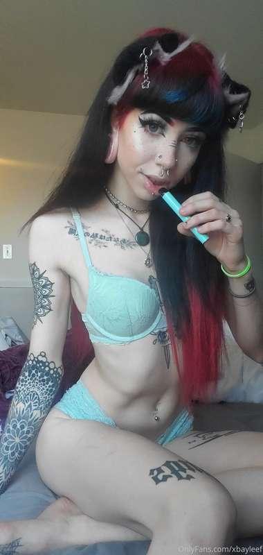 35 Photos ♡ minty panties & cat ears ♡ 🍑🍑 🍑