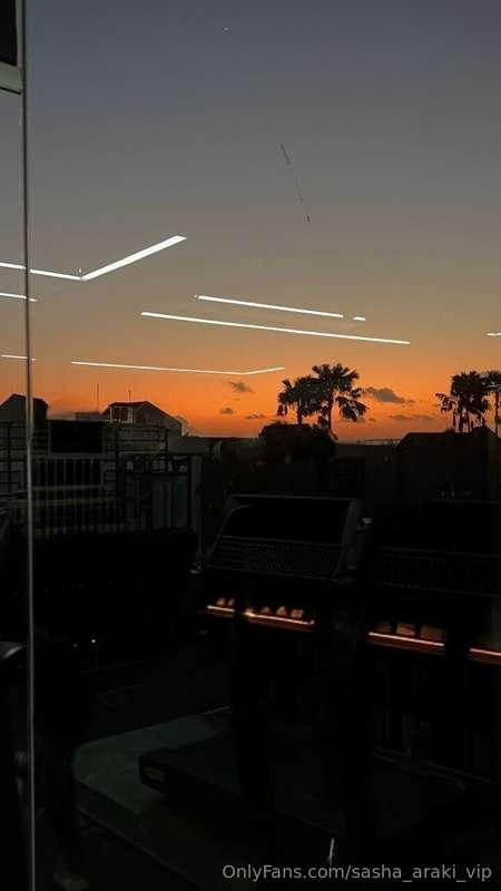 Sunsets make the heart beat faster... especially when they’r..