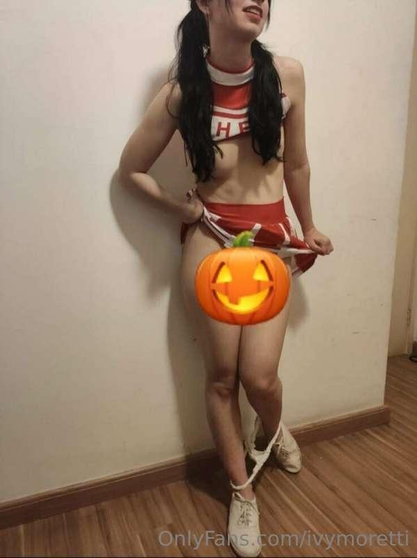 Trick or treat?!  😝👻 I need some sugar... 🍬

Please tip my v..