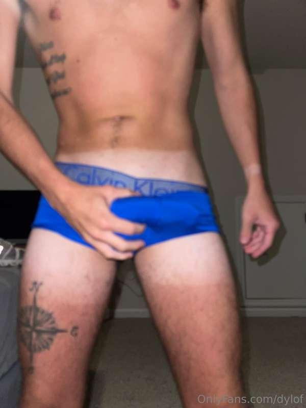 Felt like showing off a little🥵🍆🫣 bulgin hard for you🍆🍆