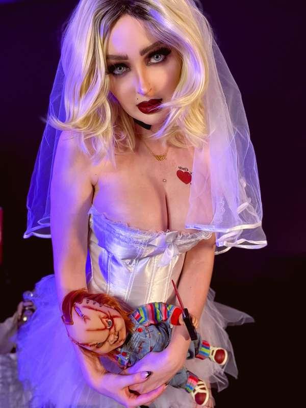 The wedding is coming! You won’t want to miss it 👰🏼🔪