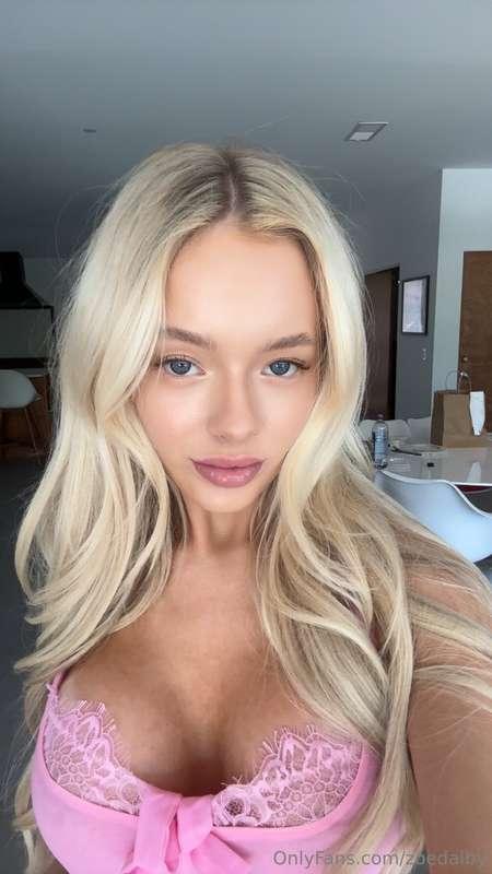 are u cumming on my face or in my mouth?🤭