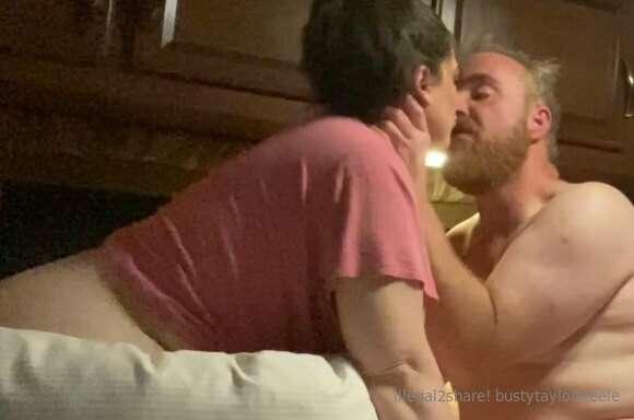 20 minutes of sucking cock, getting my pussy eat and fingere..