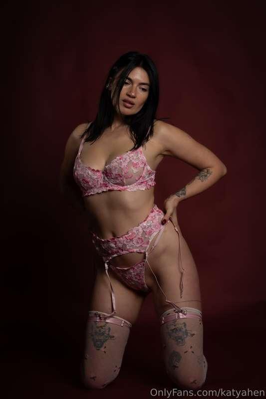 🔥𝐅𝐑𝐄𝐄 𝐏𝐀𝐆𝐄 🔥@natalikrystal 😈This hottie @natalikrystal needs..