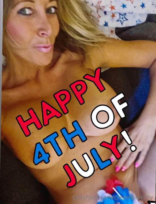 Make me feel fireworks with something strong and hard 💥