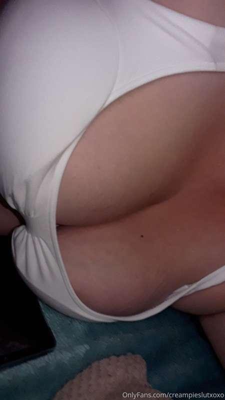 I love having big tits that I can just grab onto ❤