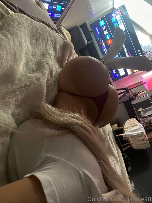 Netflix and chill ?🥰