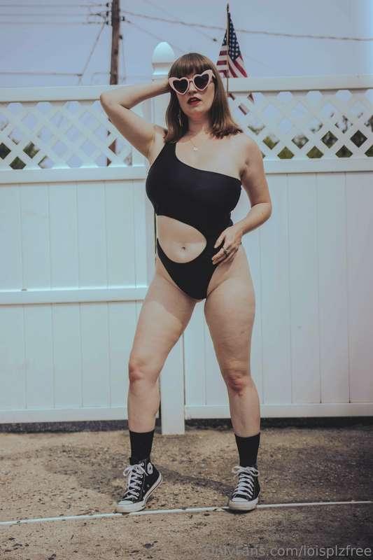 Happy Model Monday!
photographer C Cicoria

sharing some of ..