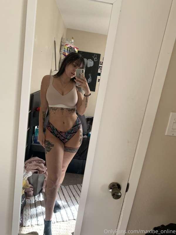 My boobs look huge 😅