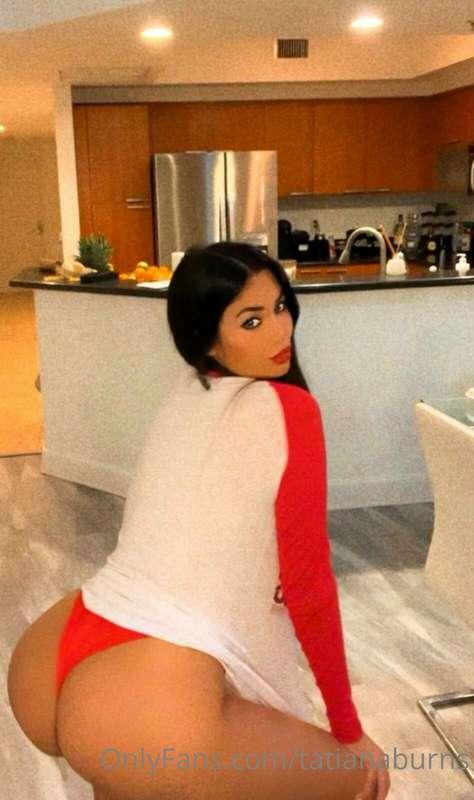 I know you love to see me throwing it back 💋