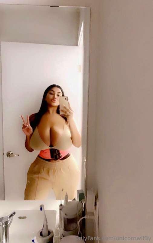 ✌🏽