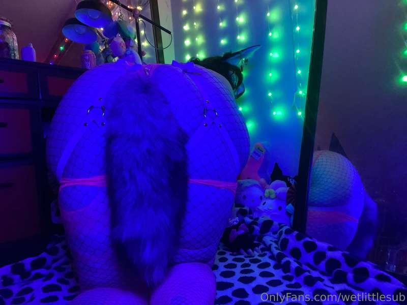wetlittlesub image #16