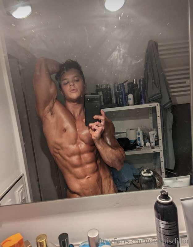 Mr Universe just started an Onlyfans account! He’s being so ..