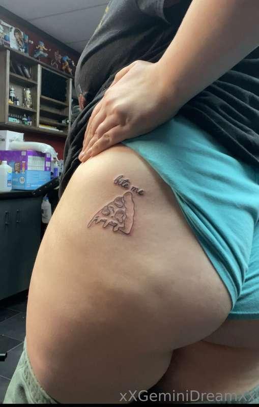 Y’all get to see it first 😜
I’m so fucking happy with this t..