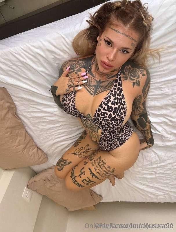 Follow my hot friend from Italy @luuciferiina99 ! 💦 Shes alw..