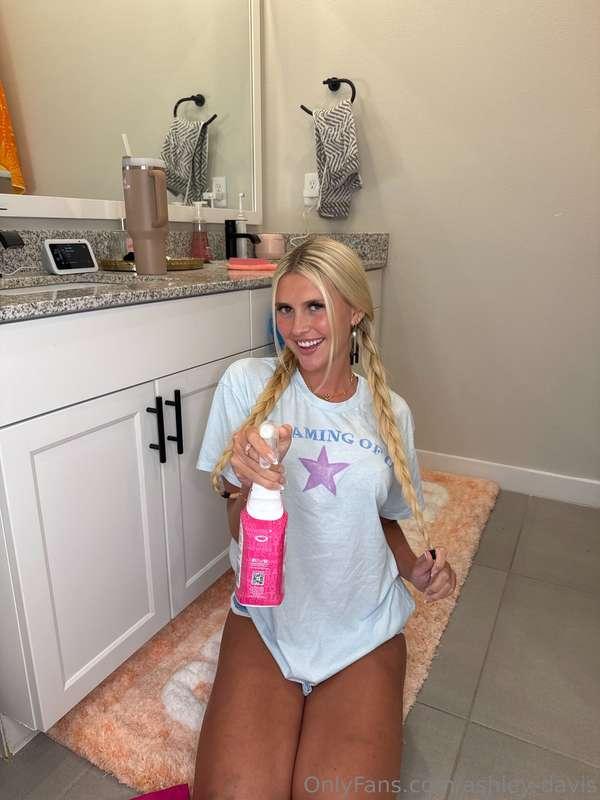 this is how i multitask 😇