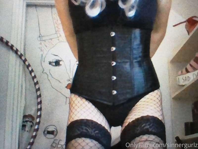 🖤🔪🕸🕷🖤