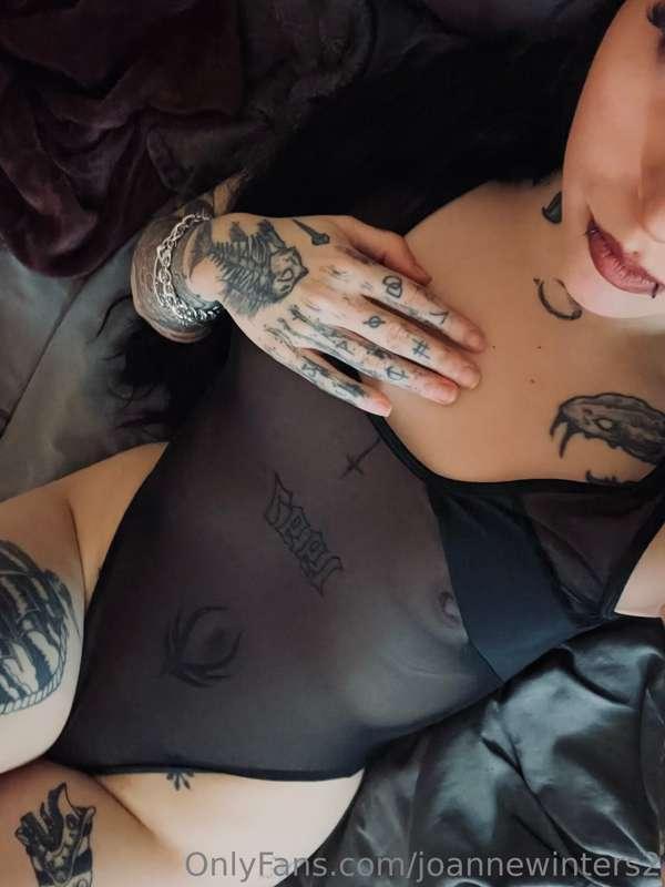 A little nip slip for ya