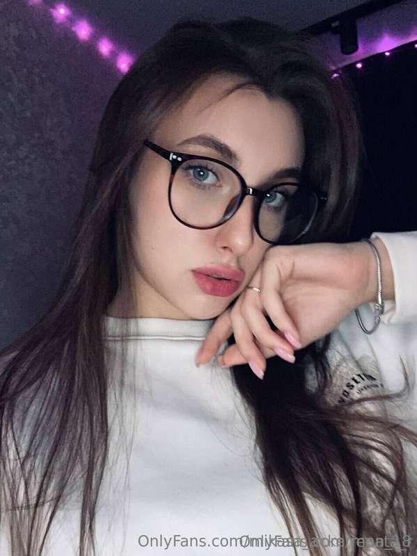 💛FREE TO SUBSCRIBE @renata_r 💛This ❗️18YO ❗️cute girl is abl..
