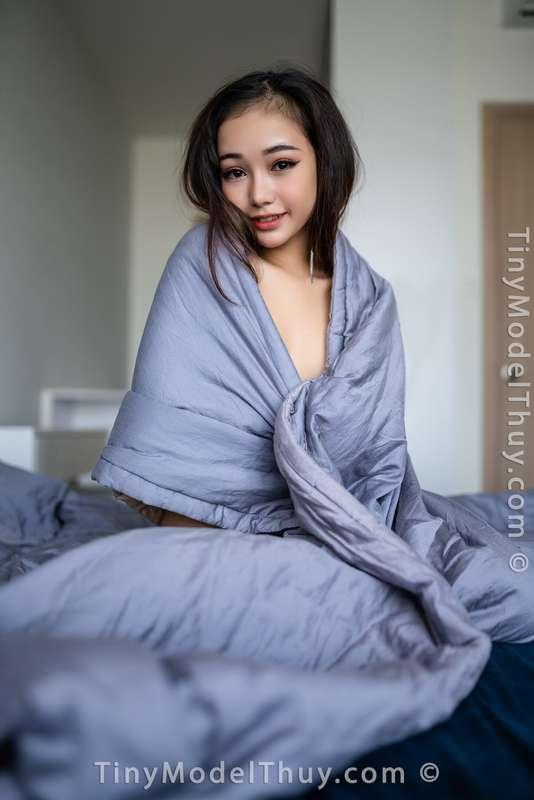 tinymodelthuy image #6