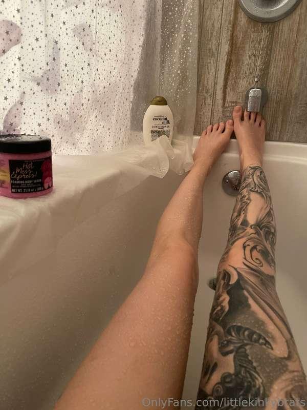 Come join me in the shower hehe