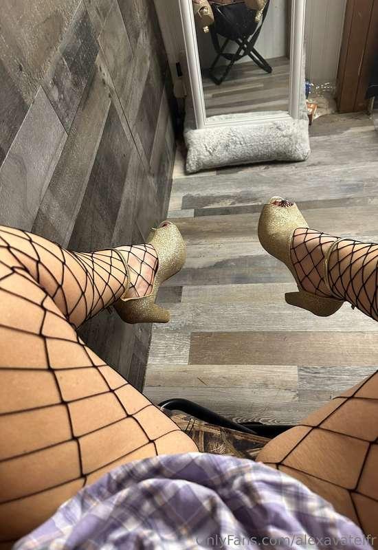 50% Off. Weekend Sale on my Private Snap. Cash App $Alexavat..