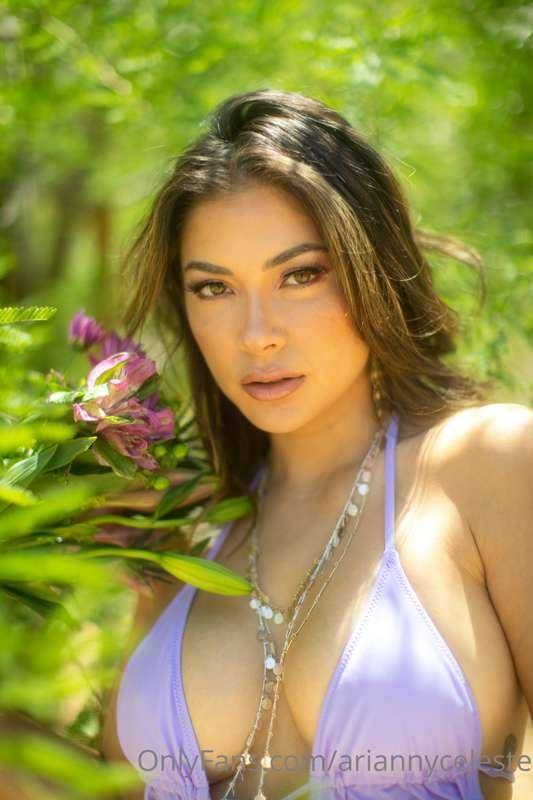 I’m no garden variety girl 💐 I’m one of a kind 🌺