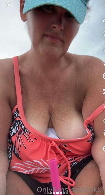 Happy Sunday!! Go check out my paid Content 🌶️🌶️