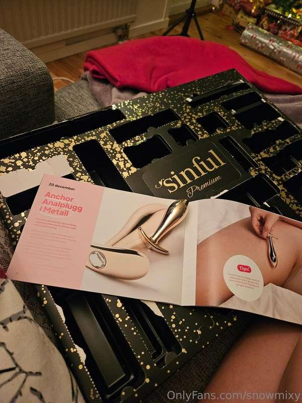 Number 20 was this anchor analplug 🥵 who want to see me use ..