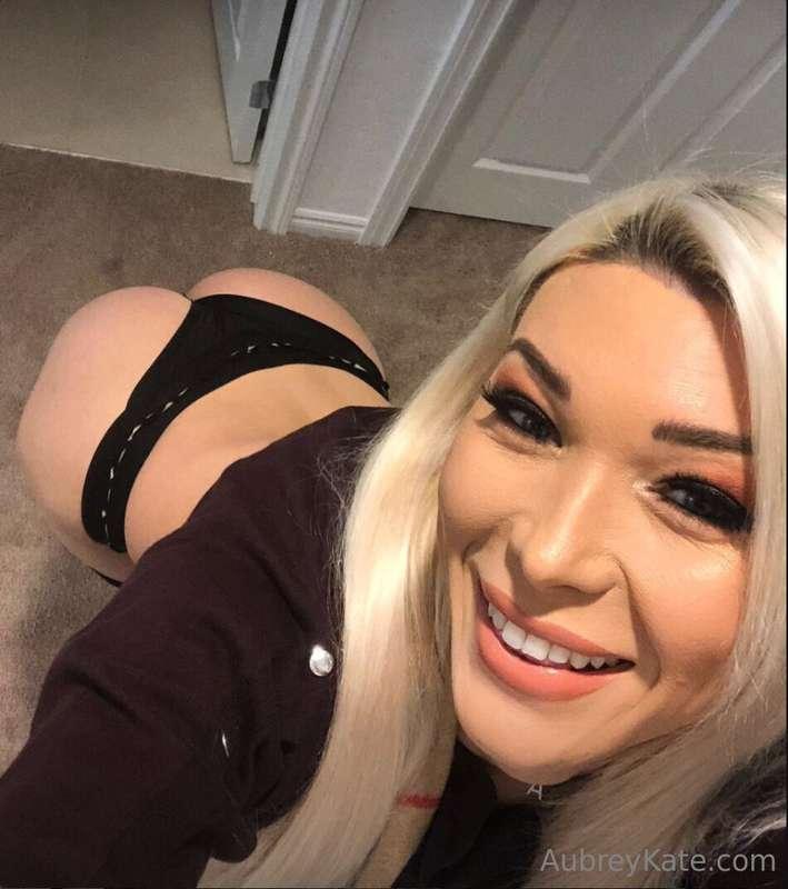 Comment 💦 because I know you wanna unload on me 