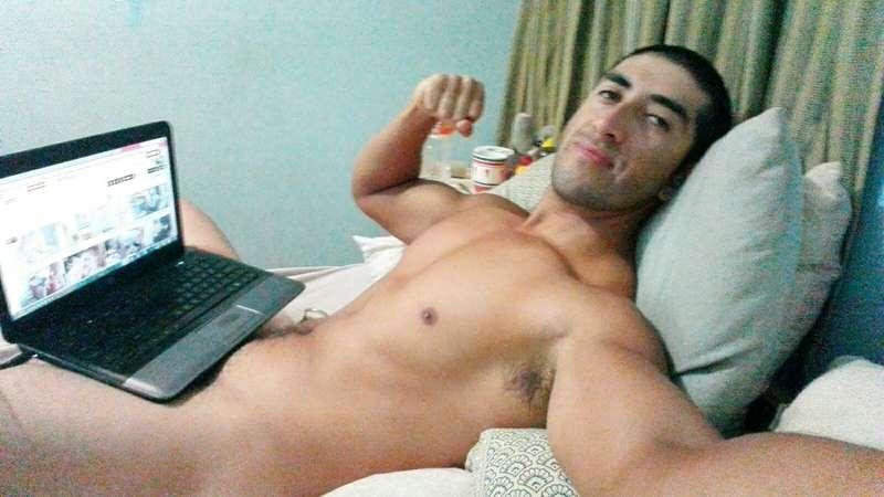 Ven a ver peliculas conmigo 🔥