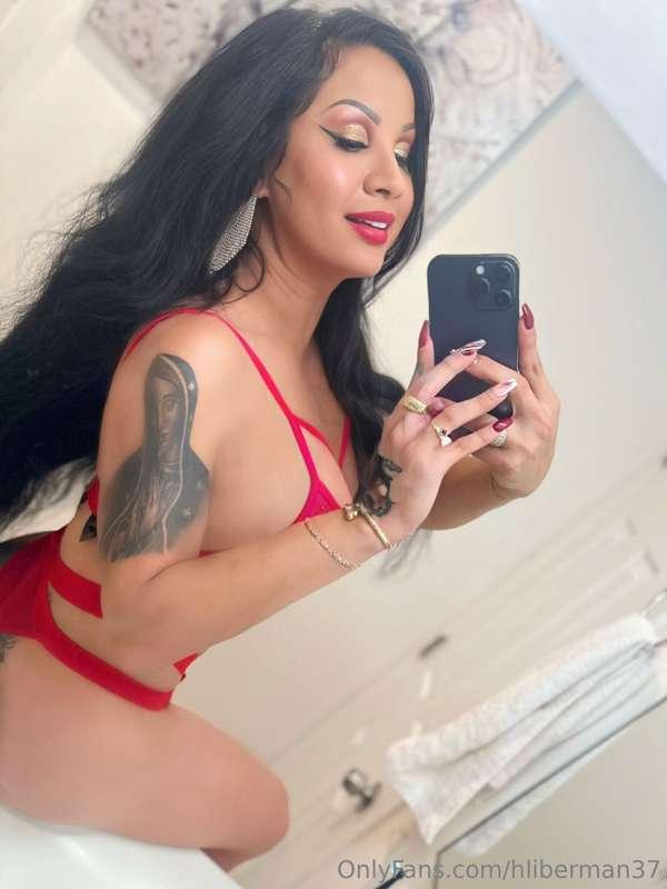 Am I not looking red hot?
I wish you have been here with me ..