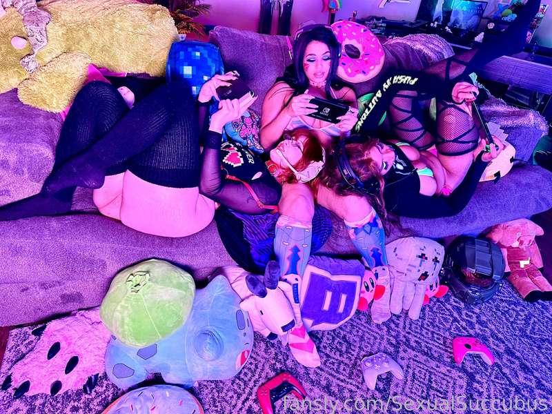 egamergirlfriend image #2