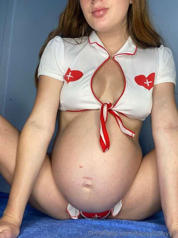 Happy Halloween, can this pregnant nurse give you a hand wit..