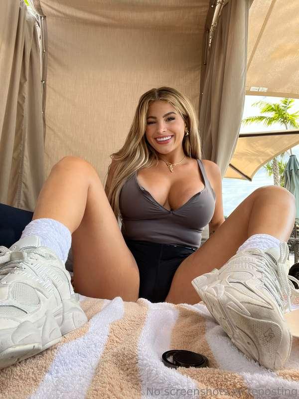 You make me wanna be very naughty