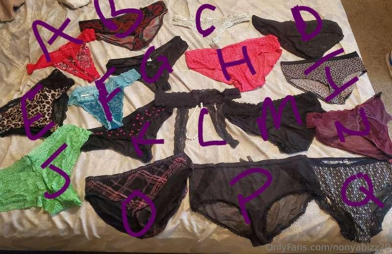 Some panties for sale. Dm me