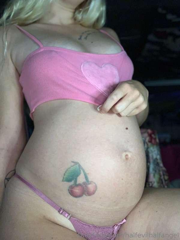 I hope you’ve made your way to @angelmadisin for my hot preg..