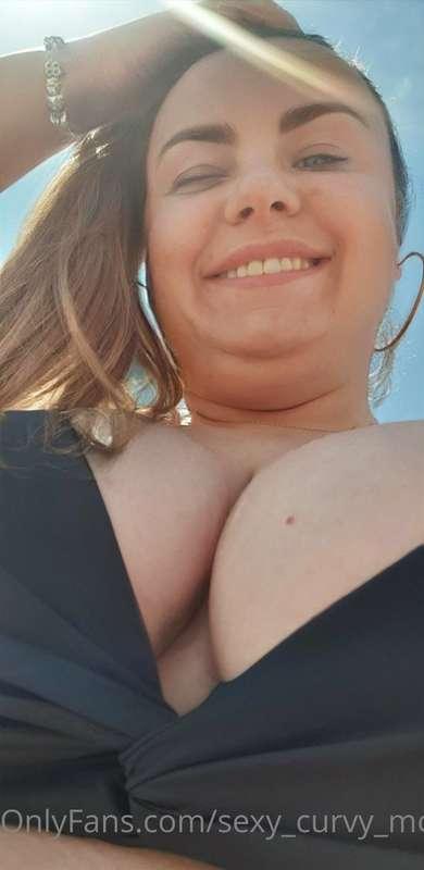 How big😏 do you think my boobs🍒 are?☀️