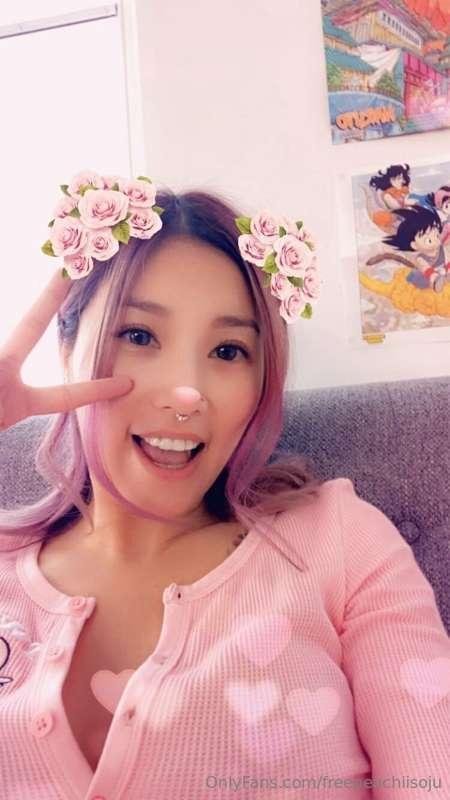 Feeling extra cute here 🥰🥰What do you guys think ❤️