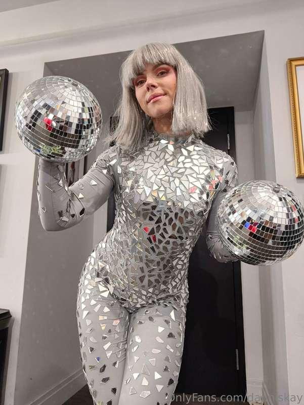 Sparkle sparkle 🪩💃