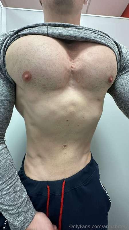armzbro97 image #4