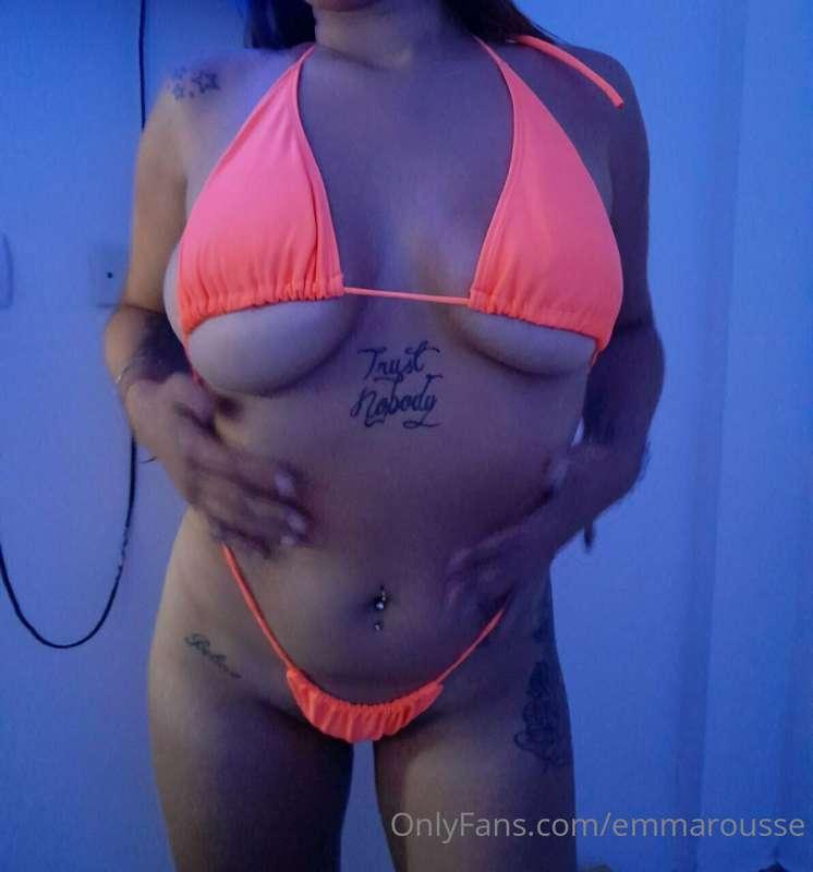 ## @yourbaby2021 V.C.📽$10
This sweet naughty girl can make y..