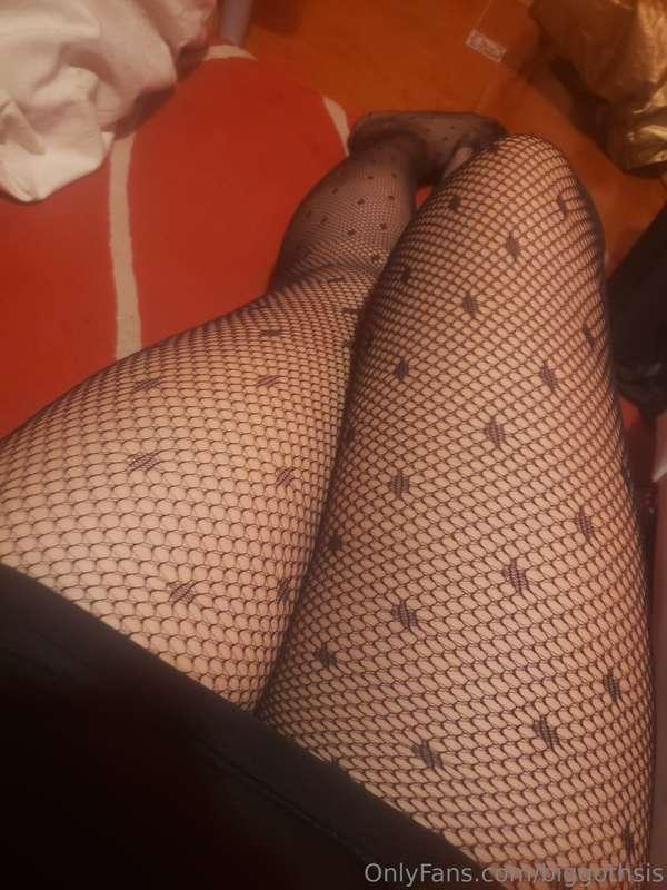 With any post you buy from this set, I am going to gift you ..