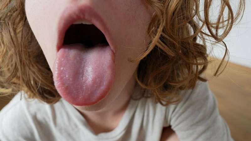What would you do if you had this lil mouth at your complete..