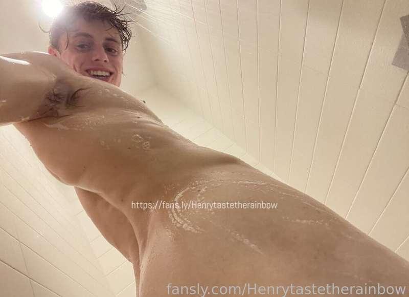 henrytastetherainbow image #2