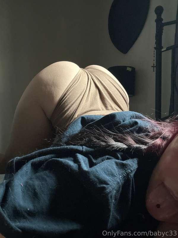 I need some one to come give me backshots and cover my ass a..