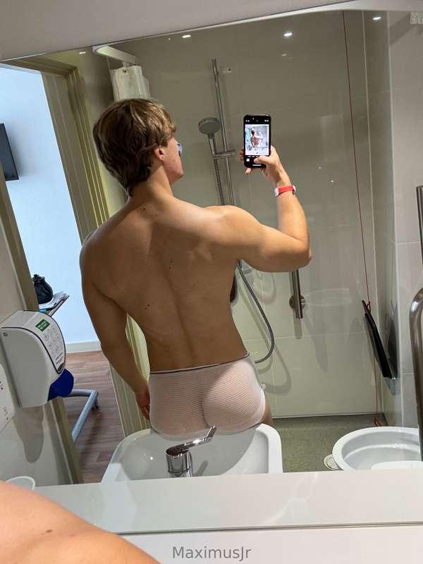 Are you hungry? You can eat my ass🥵