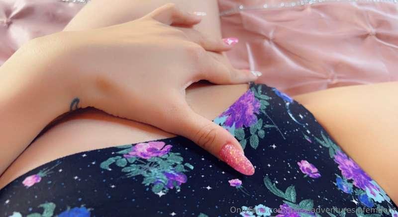 alicesadventuresinfemdom image #1